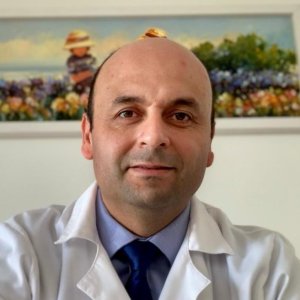 Dr. Nelson Moya Muñoz