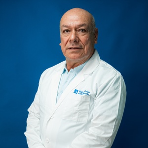 Dr. Manuel Carrión Malla
