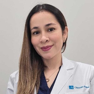 Dra. Andrea Paredes García