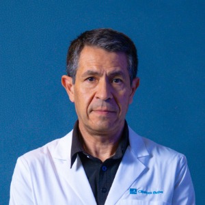 Dr. Marcelo Eugenio Cáceres Díaz