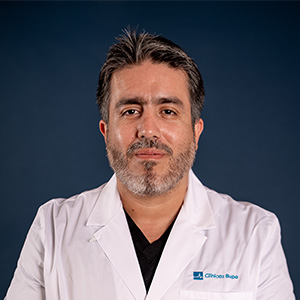 Dr. Walter Araos Silva